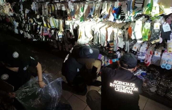 Aseguran 16 tiendas chinas por venta de productos falsificados en Tuxtla Gutiérrez