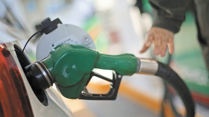 Gasolina ha aumentado un 20% en el sexenio de AMLO, pese a promesa de que iba a bajar