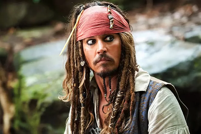 ¿Quién reemplazará a Johnny Depp en 'Piratas del Caribe'?