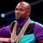 Mayweather se une a la polémica: defiende al Canelo por no enfrentar a Benavidez