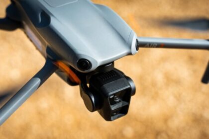 Michoacán: Un hombre muere al manipular un dron cargado de explosivos