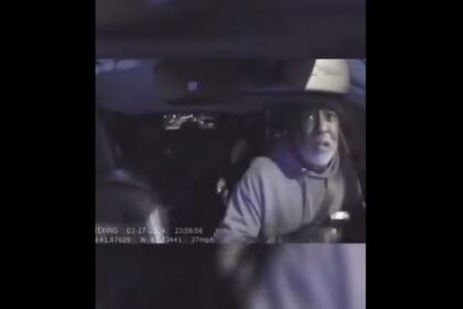 Redes sociales estallan contra mujer que expuso a conductor de Uber a tiroteo (VIDEO)