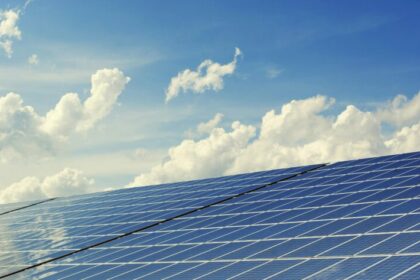 ¿La CFE te puede sancionar por instalar paneles solares?