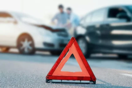 ¿Tu seguro de auto te respalda si tienes la licencia vencida?