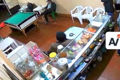 Abuelito inicia balacera en bar de Brasil tras sufrir caída y no recibir ayuda (VIDEO)