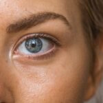 ¿Por qué te palpita el ojo? Así puedes evitarlo con estos consejos