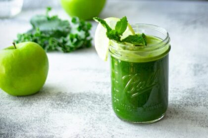 ¿Qué problemas de salud puedes prevenir con jugos verdes?