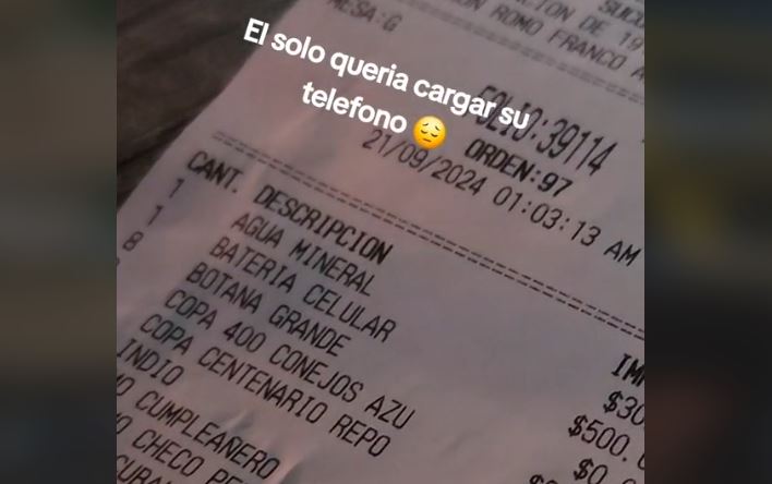 Le cobran 500 pesos por cargar su celular en un restaurante y desata indignación