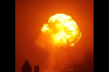 Explosión de pipa de combustible sacude carretera del sur de Italia